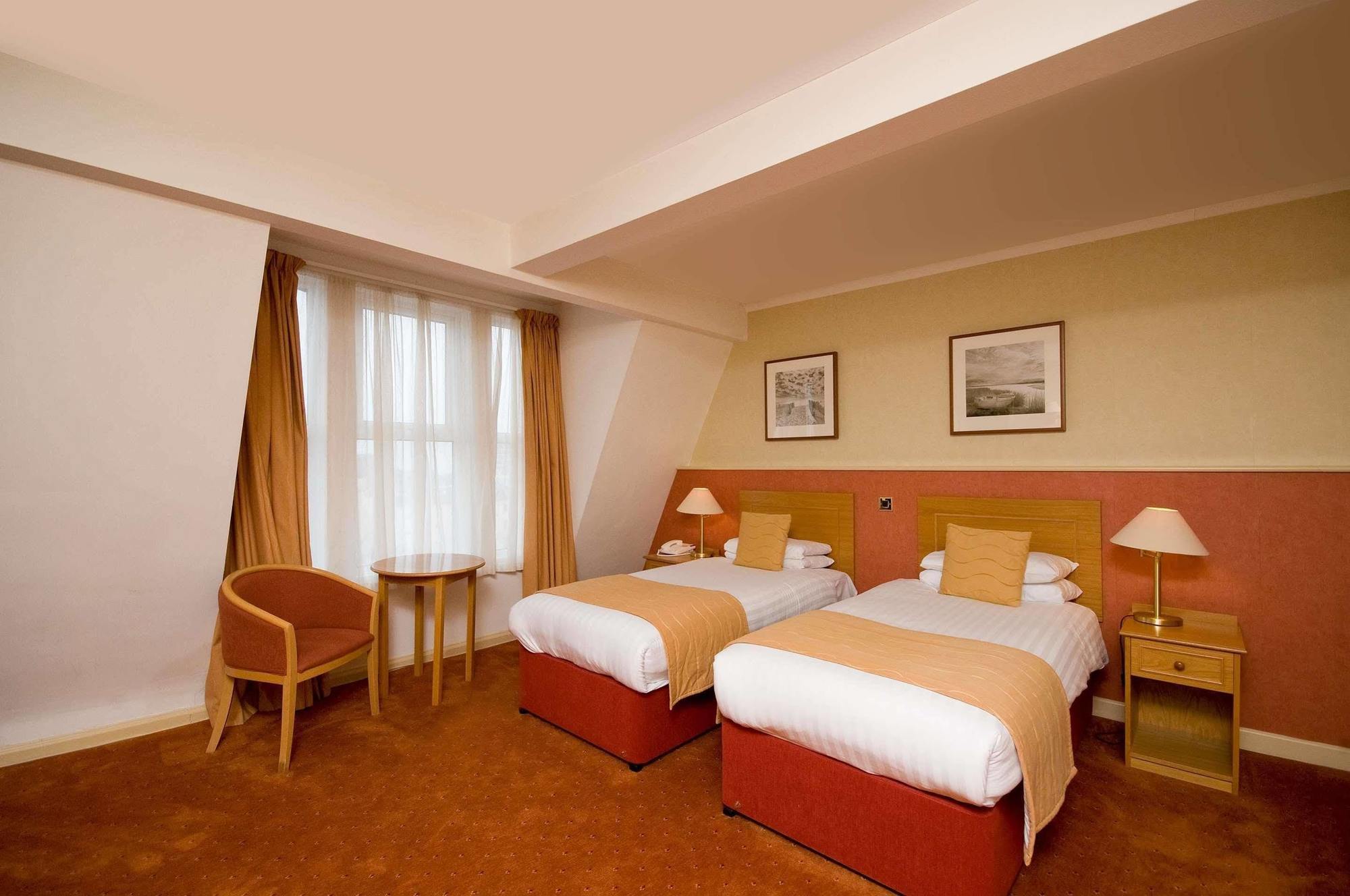 Royal Hotel 3*
